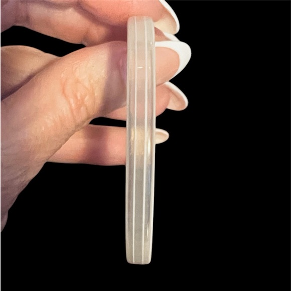 Retro Large Front Clear/ Sides White Plastic Hoop Earrings 2.5”x2.5” - Picture 5 of 8